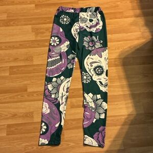 Purple and Green Skull Print Women's Leggings